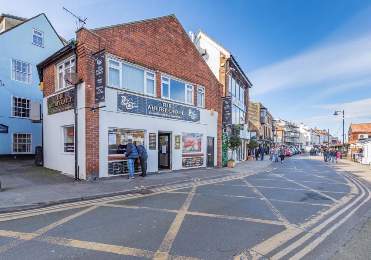 No 1 Pier Lane Whitby Exterior foto