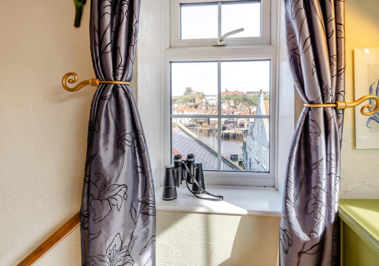 No 1 Pier Lane Whitby Exterior foto